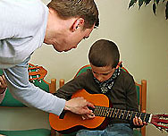 Gitarre spielen lernen
